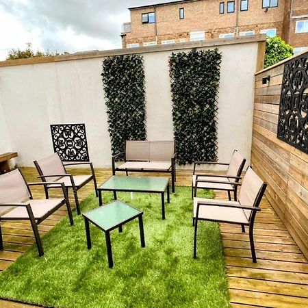 Surbiton Luxury Garden House 19 Villa Екстериор снимка