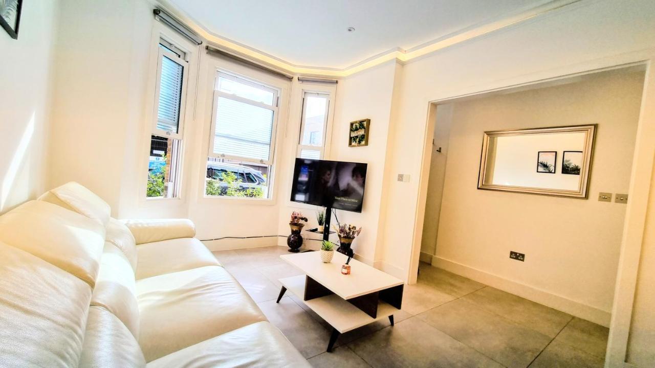 Surbiton Luxury Garden House 19 Villa Екстериор снимка