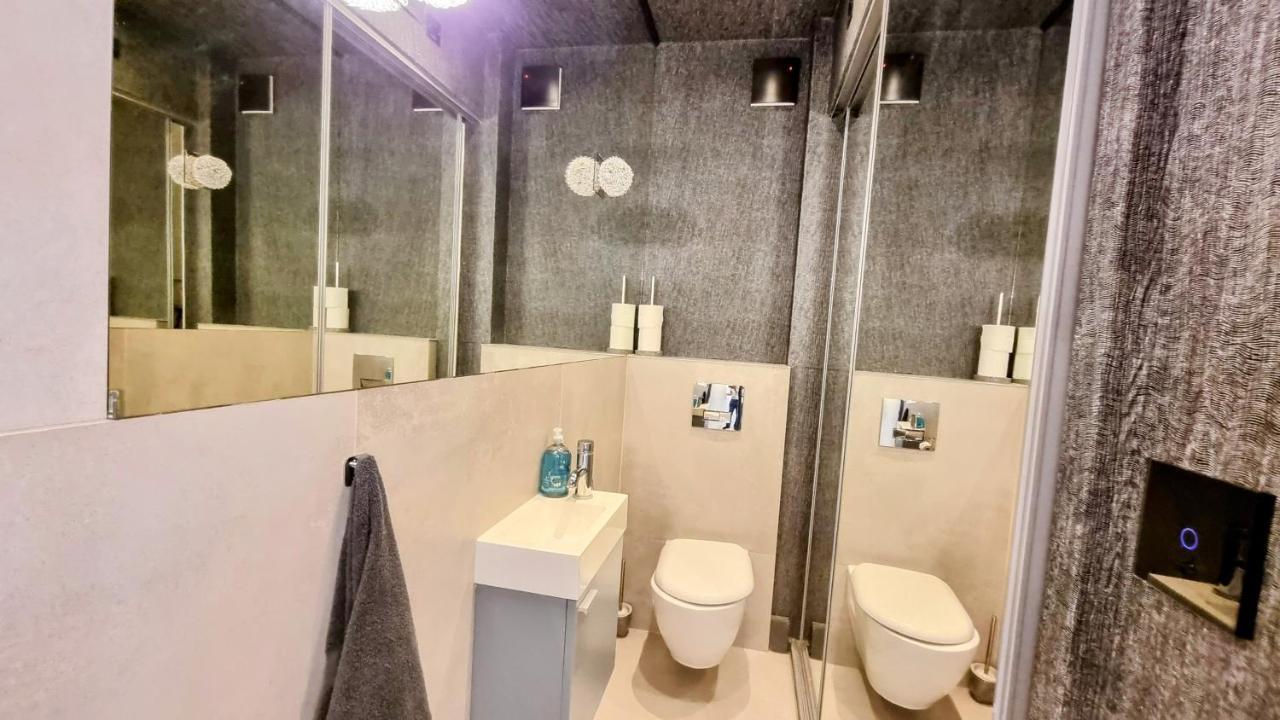 Surbiton Luxury Garden House 19 Villa Екстериор снимка